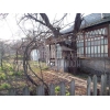 Недорого продается.  дом 9х8,  10сот. ,  все удобства в доме,  вода,  колодец